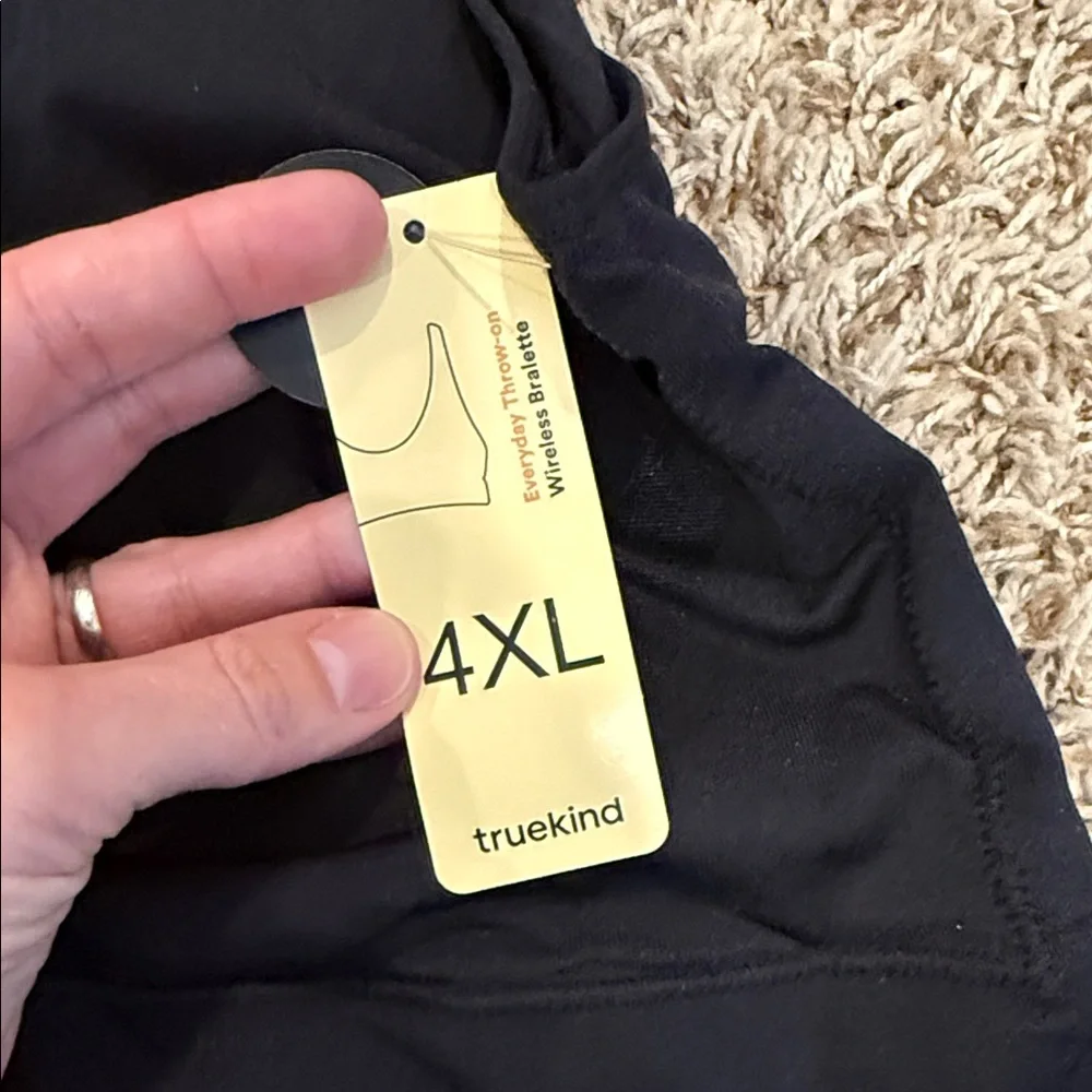 NWT Shapermint Truekind® Everyday Throw-on
Wireless Bralette Black - Picture 8 of 10